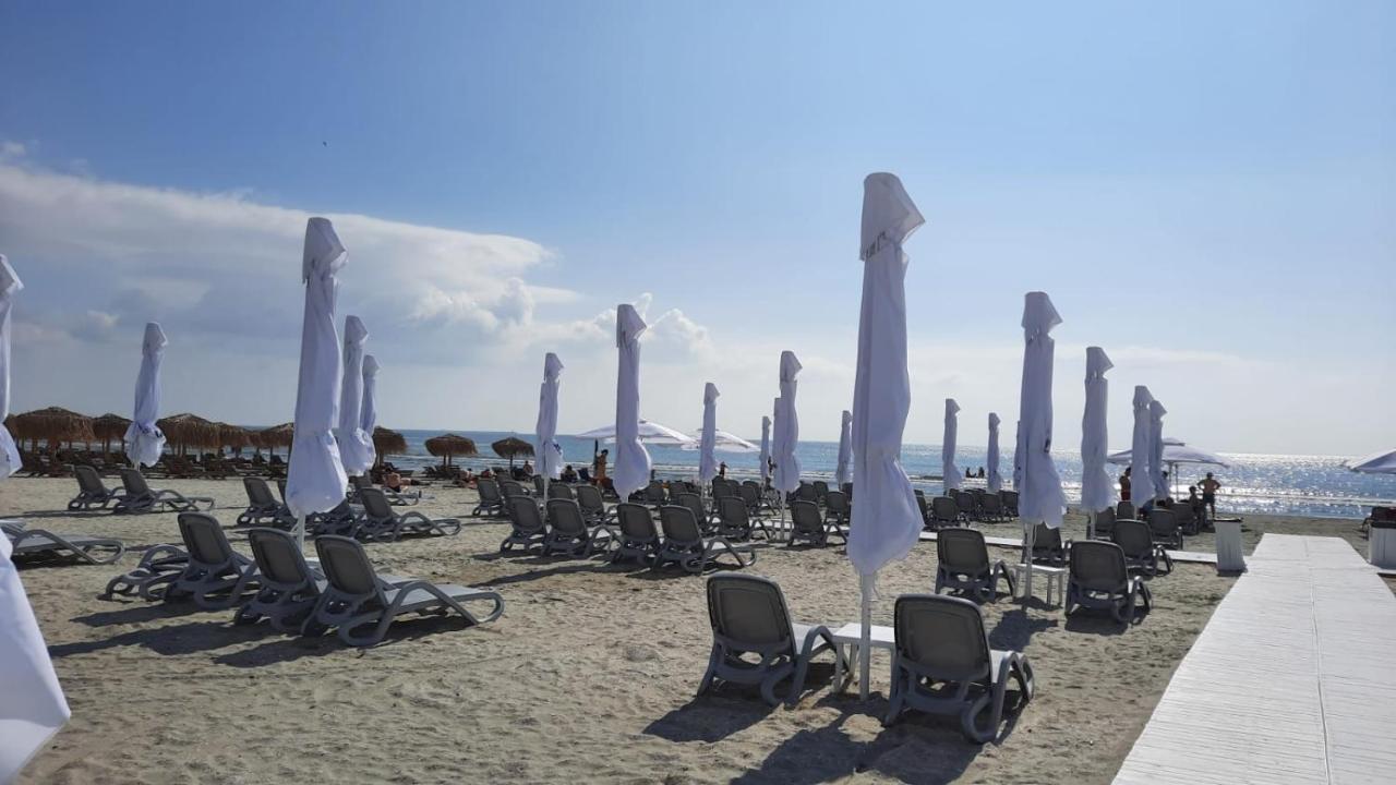 Holiday Rezidence Kazeboo Beach Apartamento Năvodari Exterior foto